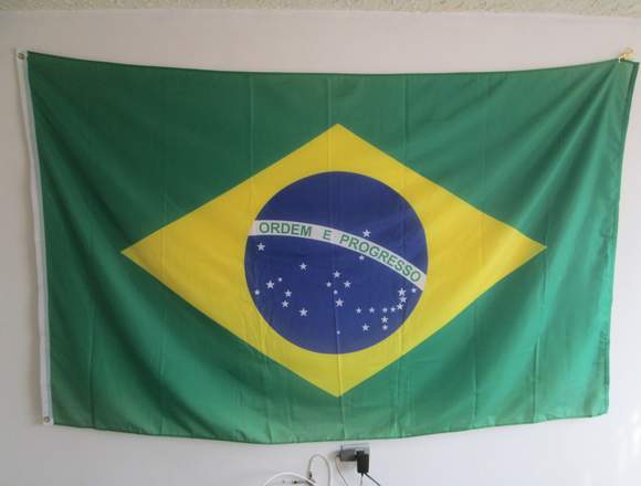 Banderas de Todo el Mundo ! en Caicedonia (Municipio)