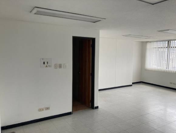Oficina en Arriendo 40 Metros - 3005568521
