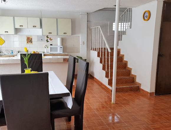 Preciosa casa 3 Niveles, Habitacional y Comercial