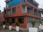 SE VENDE O ARRIENDA CASA DE 3 PISOS EN GIRARDOT