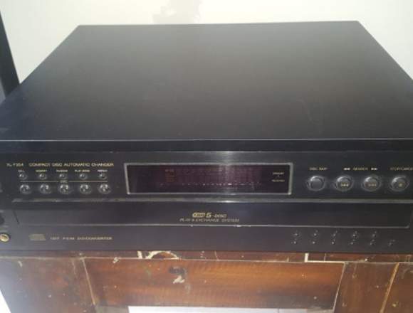 Bandeja JVC para 5 CD's en Medellín (Municipio)