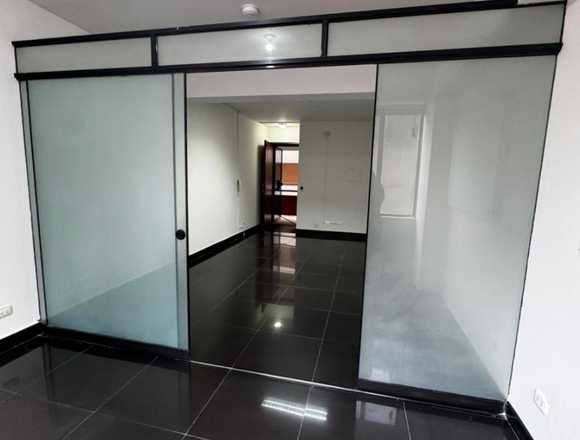 Alquilo oficina céntrica en Miraflores en Miraflores (Lima 18) (Distrito)