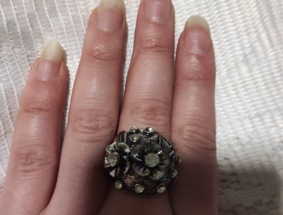 VENDO HERMOSOS ANILLOS IMPORTADOS en Montevideo (Localidad)