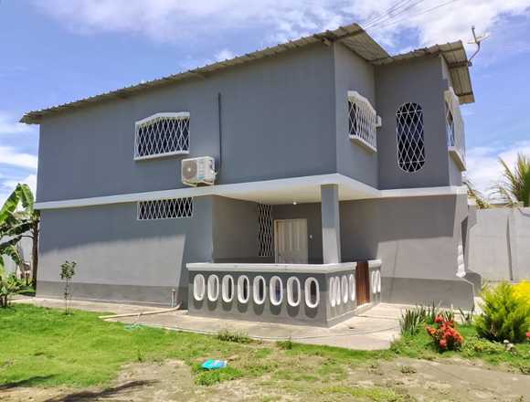 CASA VACACIONAL EN SANTA ELENA en Santa Elena (Cantón)