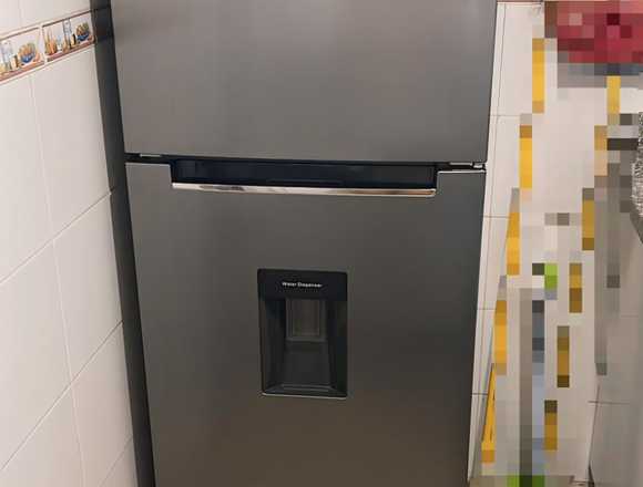 Vendo mi nevera como nueva en Santo Domingo Este (Municipio)