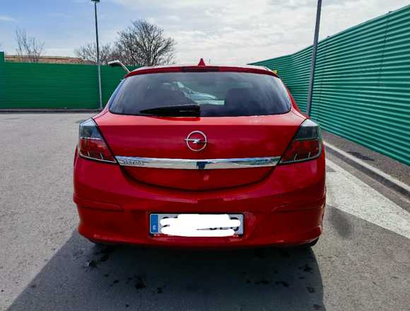 Opel Astra H 90cv 6V enjoy año 2009 212k km en Zaragoza (Municipio)