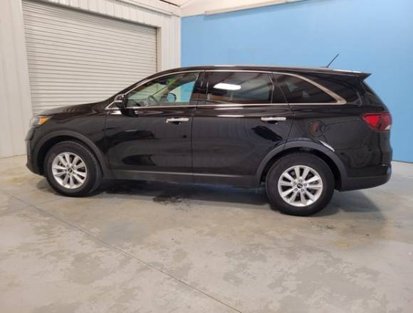 KIA MODELO SORENTO 2018 en Mazatlán (Municipio)