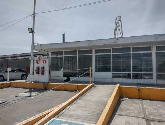Se renta amplio local comercial