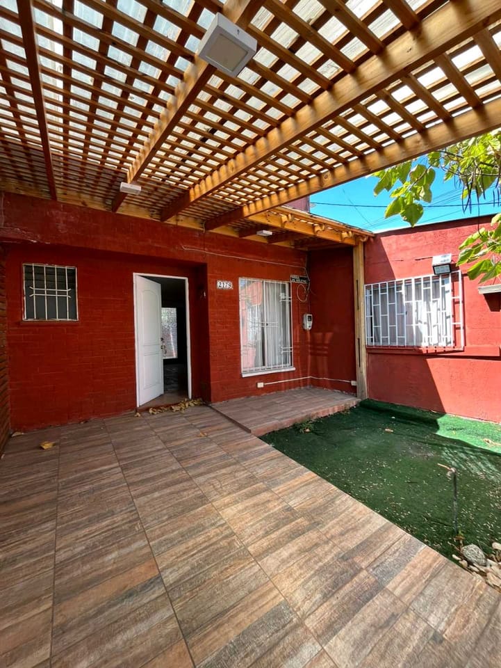 Se vende casa en Parque Las Violetas, Puente Alto en Puente Alto (Comuna)