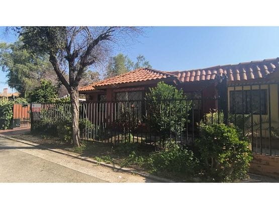 SE VENDE AMPLIA CASA ESQUINA EN PORTEZUELO TOBALABA, PTE ALTO