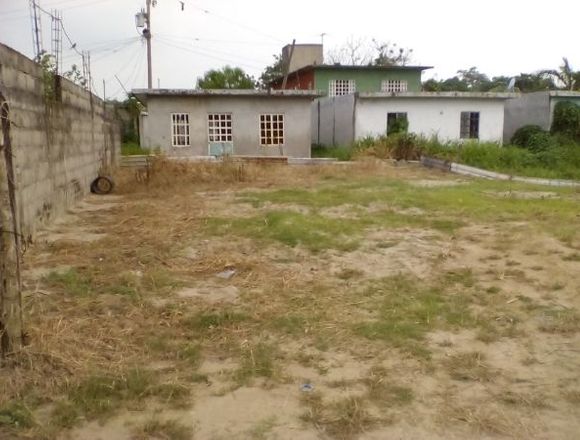 Terreno con una excelente ubicación y renovado.