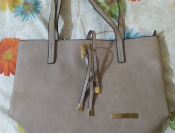 Cartera grande para dama en Soyapango (Municipio)
