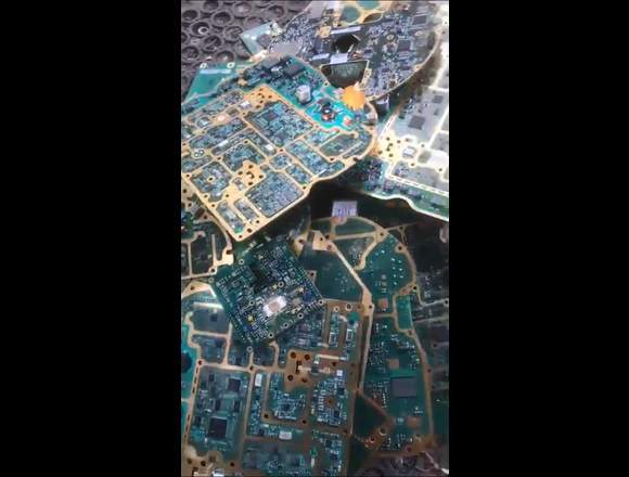 Se busca placa de circuito electronico