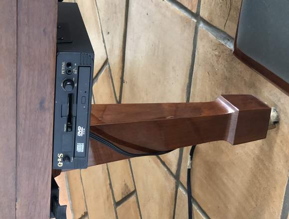 Vendo espectacular piano media cola en Risaralda (Municipio)