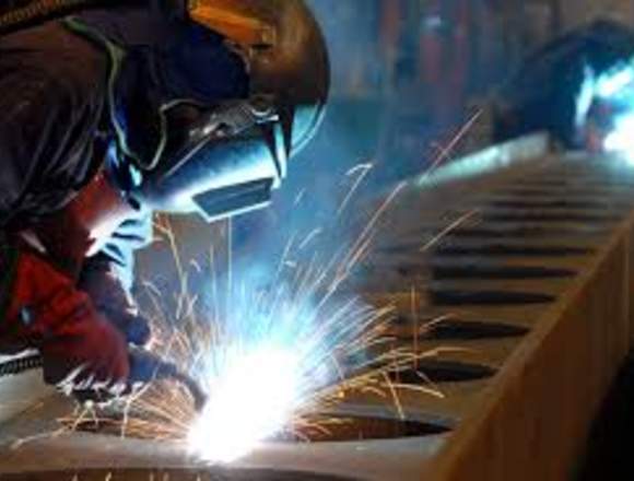 Soldador reparacion de estructuras metalicas.