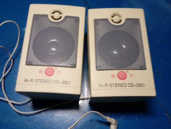 Cajitas Stereo para movil ,walkman o similar 2.1
