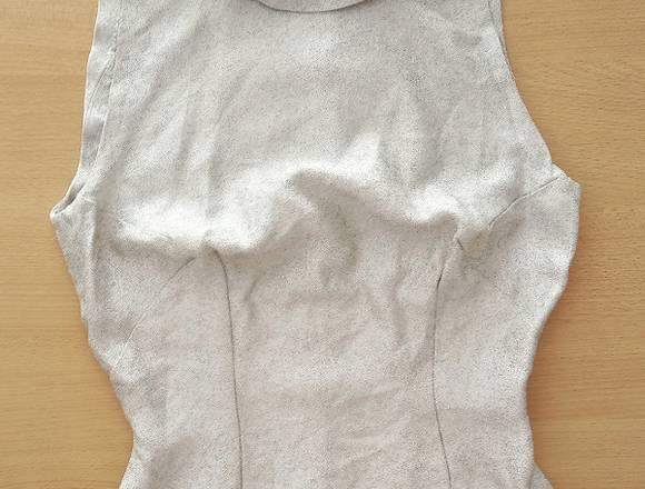 MUSCULOSA FESTIVA PLATEADA BRILLANTE, TALLE 1 en Buenos Aires (Localidad)