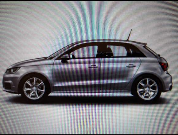 Audi modelo gris elegante en Santiago (Comuna)