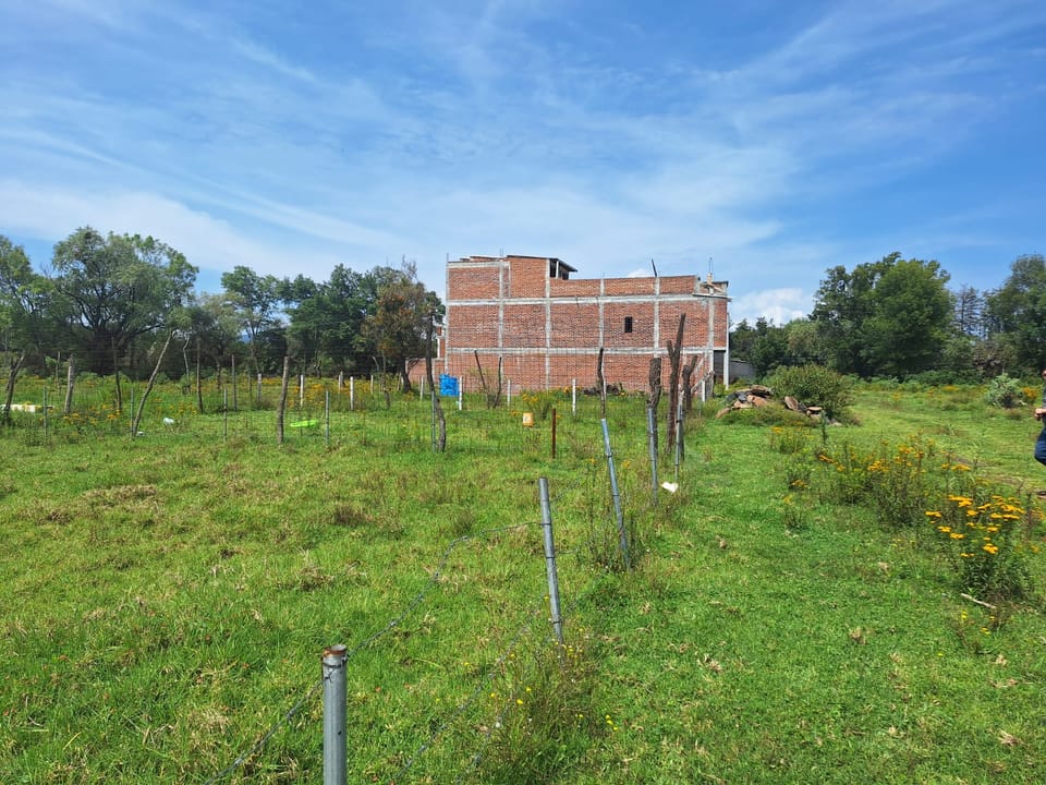 Dos terrenos rusticos en venta en Quiroga