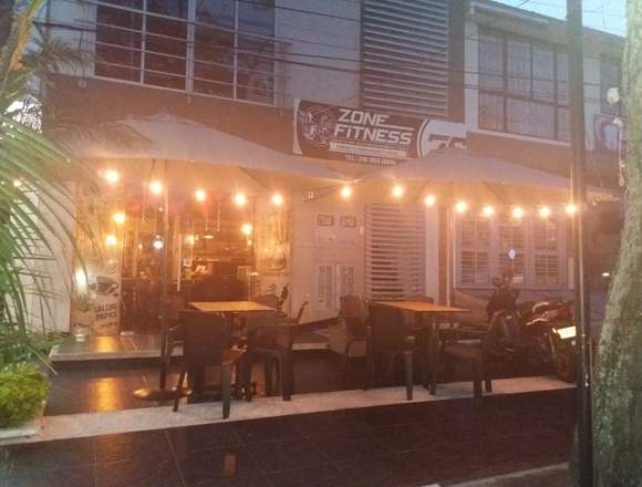 VENDO RESTAURANTE- PUB- CAFE