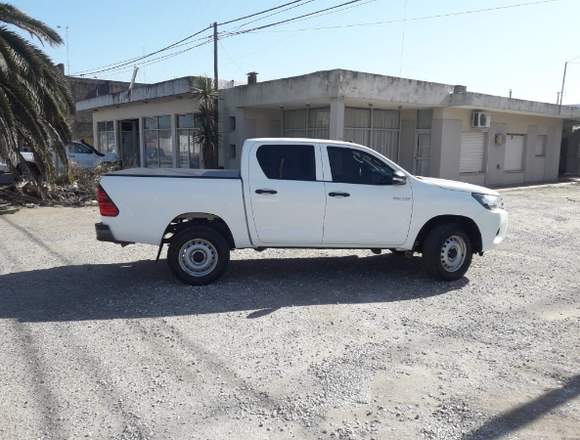 Vendo Toyota Hilux Dx 4x2 Doble cabina modelo 2017 en Santa Fe (Localidad)