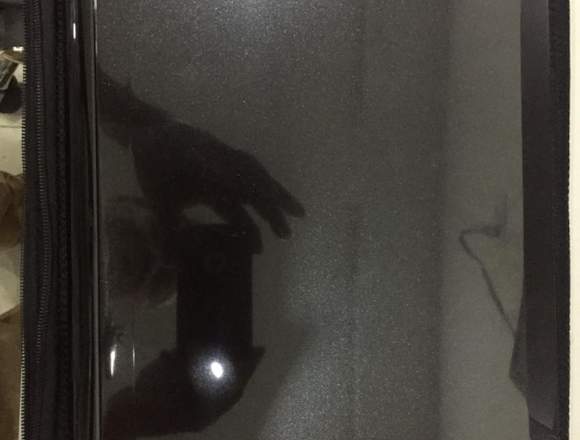 LAPTOP HP PAVILION SLEKBOOK 14 PC COLOR NEGRO en Miranda (Municipio)