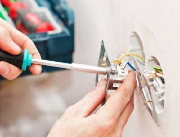 Reparaciones eléctricas y informática a domicilio en Santo Domingo Este (Municipio)