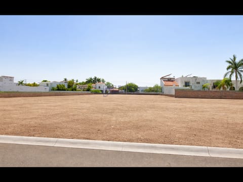 SE VENDE TERRENO C. TAMAULIPAS ZONA RESIDENCIAL NORTE DE CD. OBREGÓN.