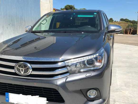 Se vende Toyota Hilux 2017 en Las Rozas de Madrid (Municipio)