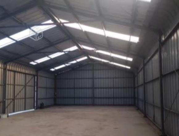 VENTA DE OFICINAS CON 2 GALPONES 14.000 UF en Peñaflor (Comuna)