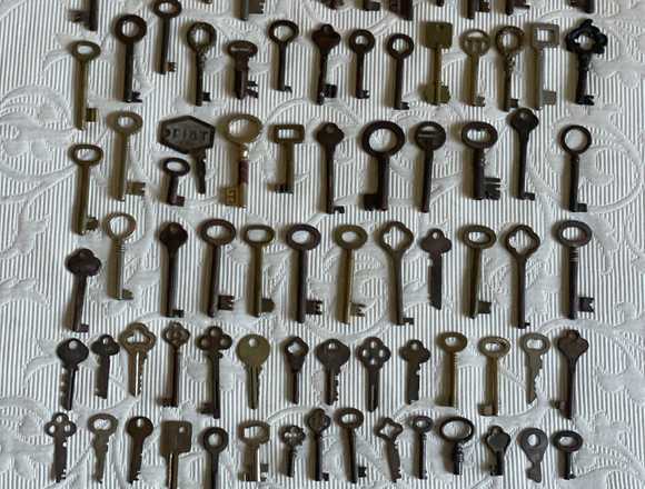 Colección de Llaves Antiguas (lote de 97u) en Santiago (Comuna)