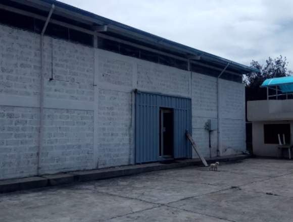 De gran oportunidad vendo terreno con casas 2 en Cevallos (Cantón)