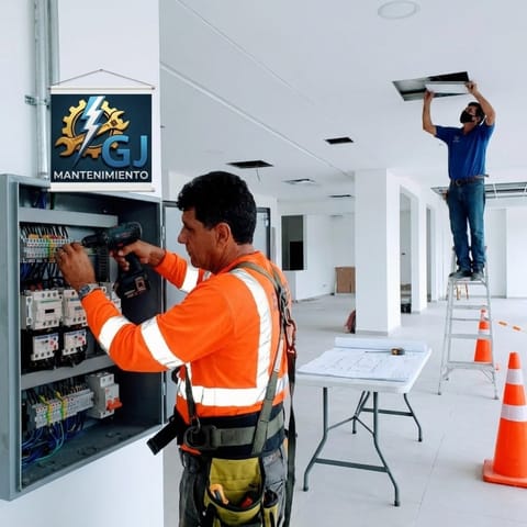 ELECTRICISTA A DOMICILIO – RÁPIDO Y CONFIABLE