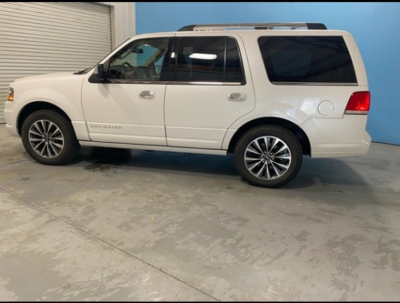 LINCOLN NAVIGATOR 2016