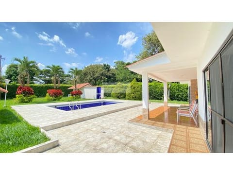 SE VENDE CASA CAMPESTRE LA MORADA, JAMUNDI