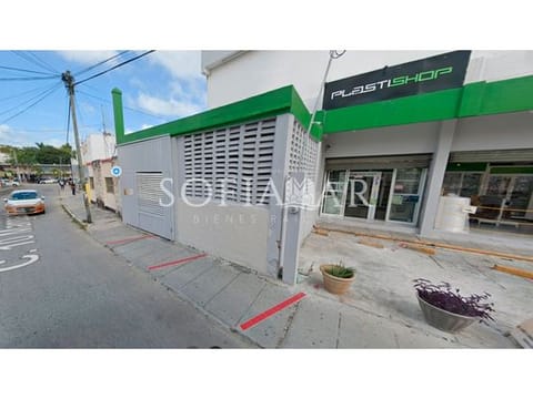 Bodega en Renta, Cancún, Centro (L07)