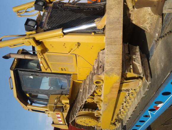 Tractor oruga caterpillar D6R angulable año 2004 en Jesús María (Lima 11) (Distrito)