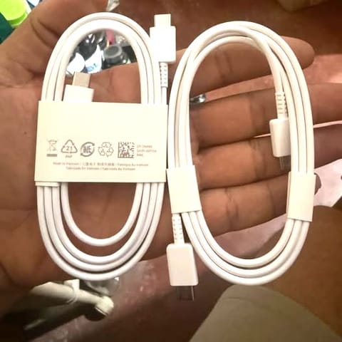 Cable tipo C tipo C Original de 1 metro para iPhone y Android en Santo Domingo Este (Municipio)