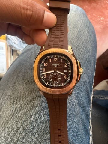 Reloj NIBOSI 1985 Estilo sport-luxury con fechero y cronografo en Santo Domingo Este (Municipio)