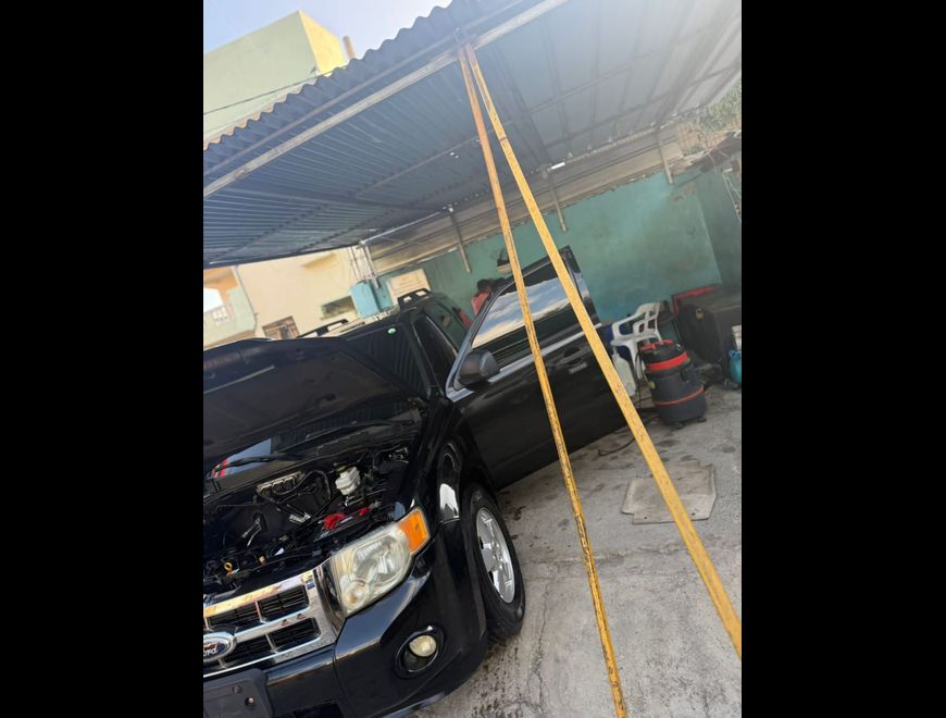 Ford escape 4x4 full 2011 en Santo Domingo Norte (Municipio)