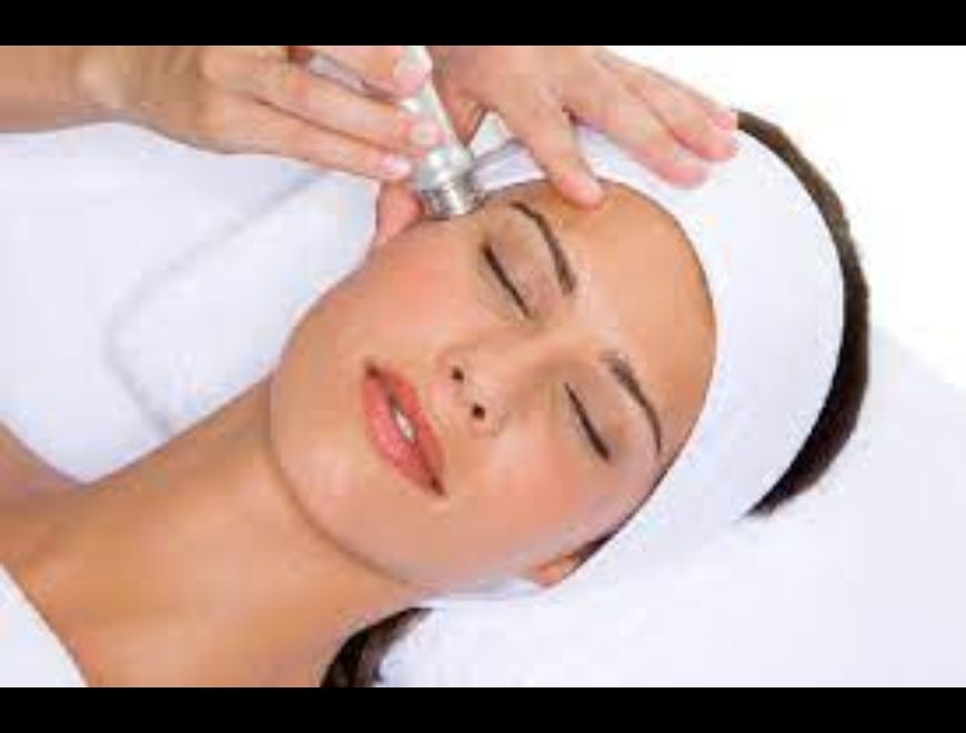 Radiofrecuencia en salón de belleza Carolinas en Quilmes (Localidad)