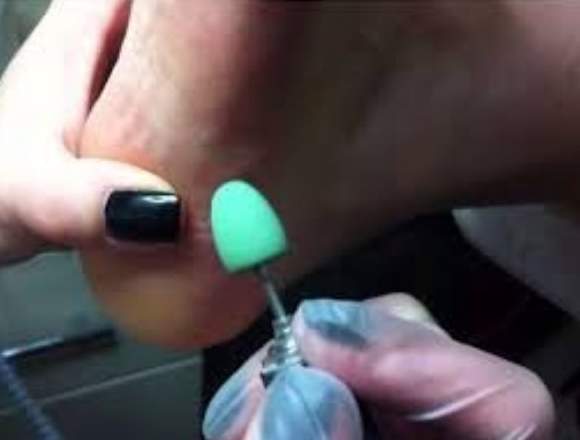 Combo Uñas esculpidas + pedicuria salon carolina´s en Lago Buenos Aires (Localidad)