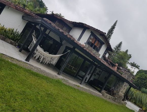 ¡Fascinante Casa Campestre en alquiler Vacacional! en Circasia (Municipio)