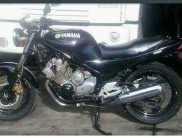 Se vende YAMAHA XJ 600 en Libertador (Municipio)