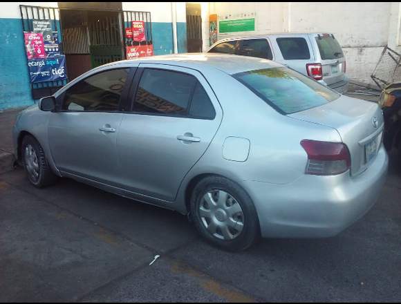 Vendo Toyota yaris 2009 en San Salvador (Municipio)