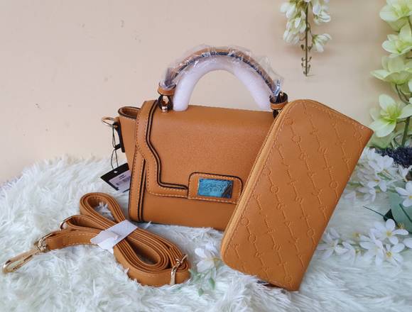 Cartera manos pequeña Marco Xenia 2 Pzs con wallet en Arraiján (Distrito)