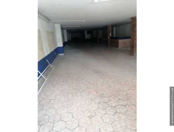 RENTA LOCAL COMERCIAL EN V. CARRANZA. $30,000