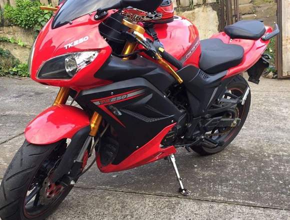 Moto takasaki tk 250 en Los Lagos (Comuna)