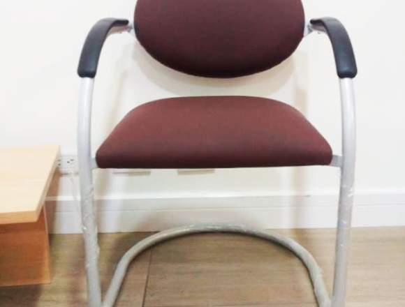 Mueble de Oficina Tandem en Pichincha (Cantón)