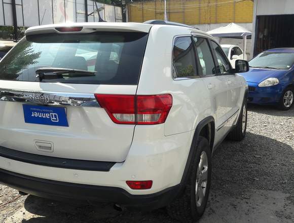 Jeep GRAND CHEROKEE 3.6 Laredo 4WD Auto en Viña del Mar (Comuna)